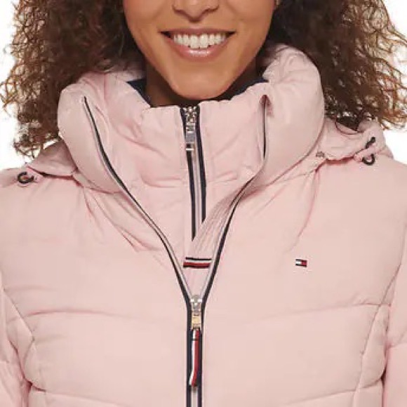 Tommy Hilfiger Womens’ Belted Puffer Winter Coat - Picture 3 of 8